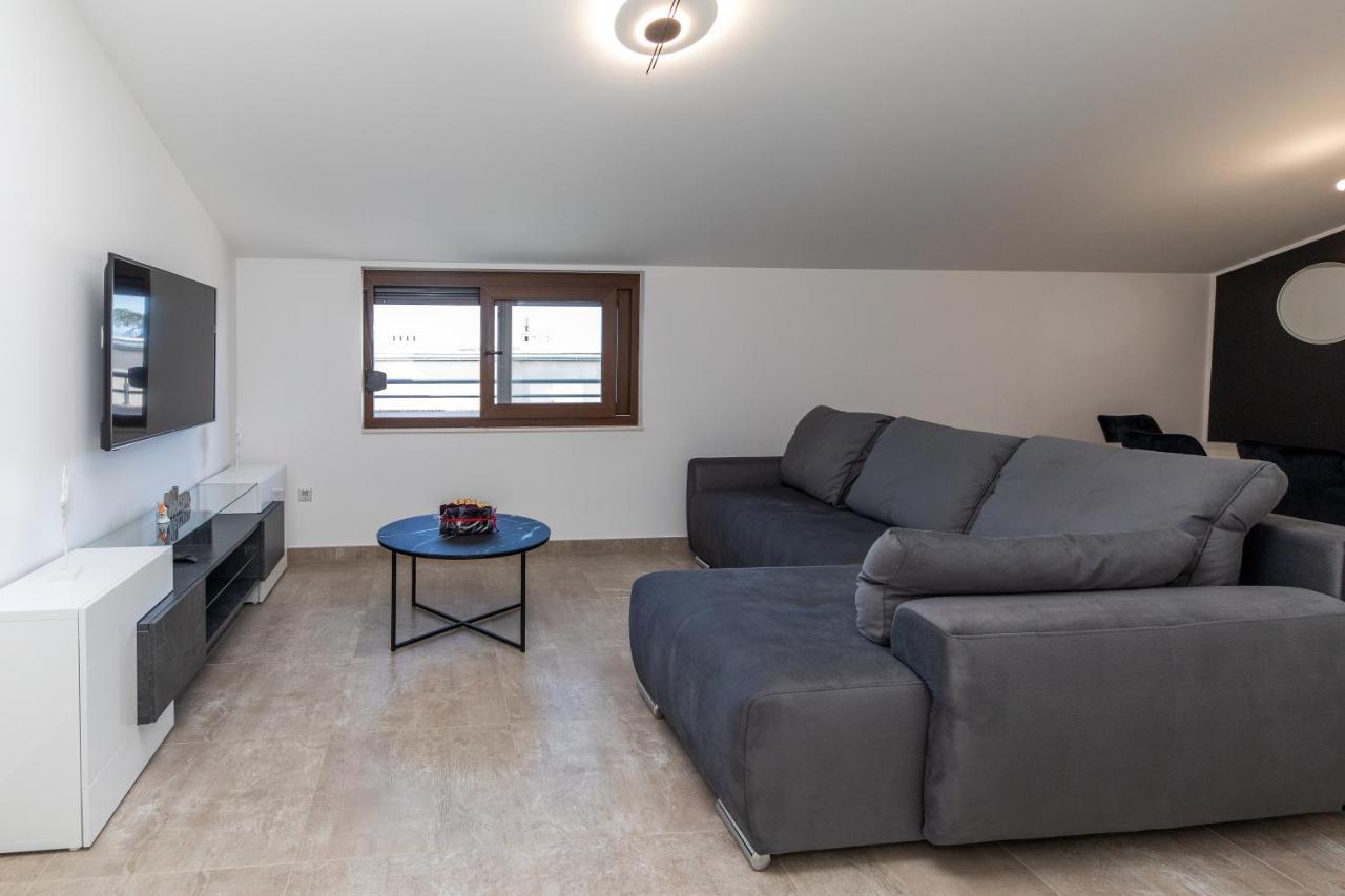Apartman Gulin Crikvenica Εξωτερικό φωτογραφία